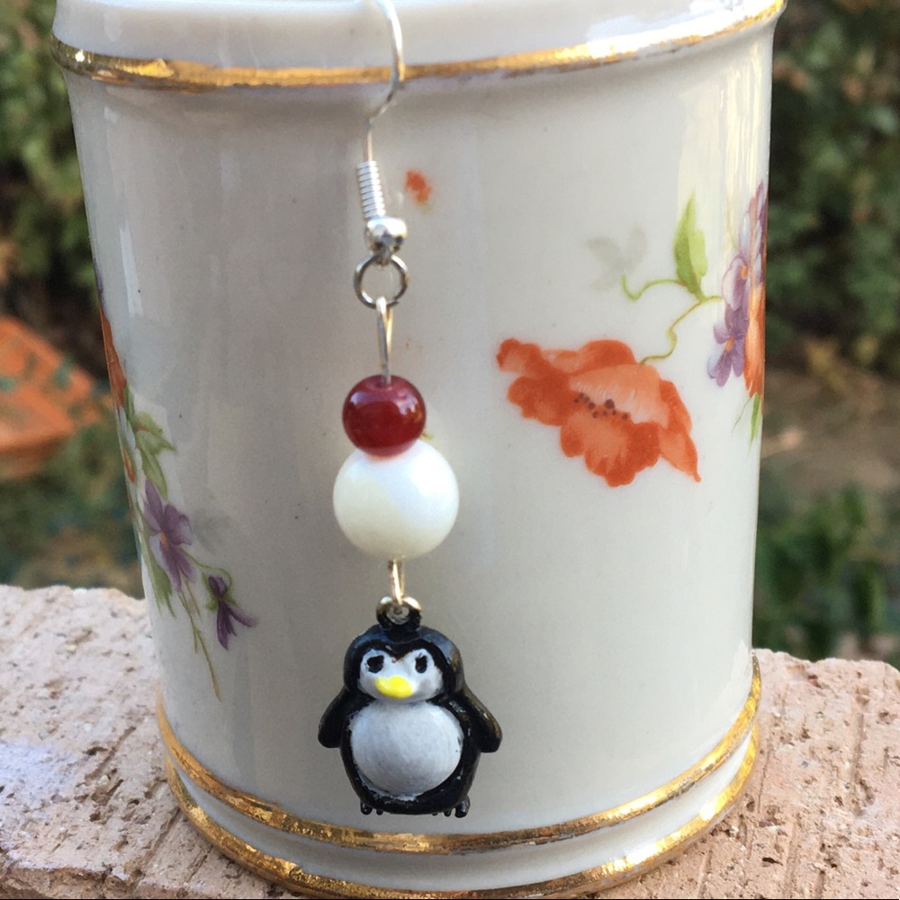 White Mother of Pearl Red Carnelian Penguin Earrings - Picture 7 of 9
